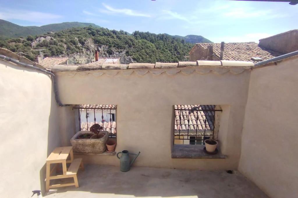 Ferienwohnung Les Toits Nyonsais Exterior foto
